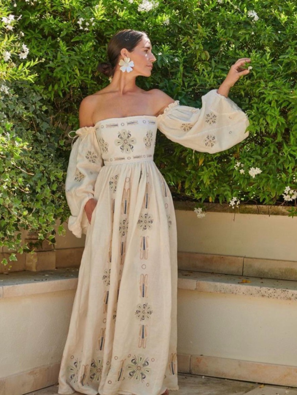 Agua by Agua Bendita Alheli Chivas Embroidered Linen Puff Sleeve Maxi Dress - Picture 1 of 11